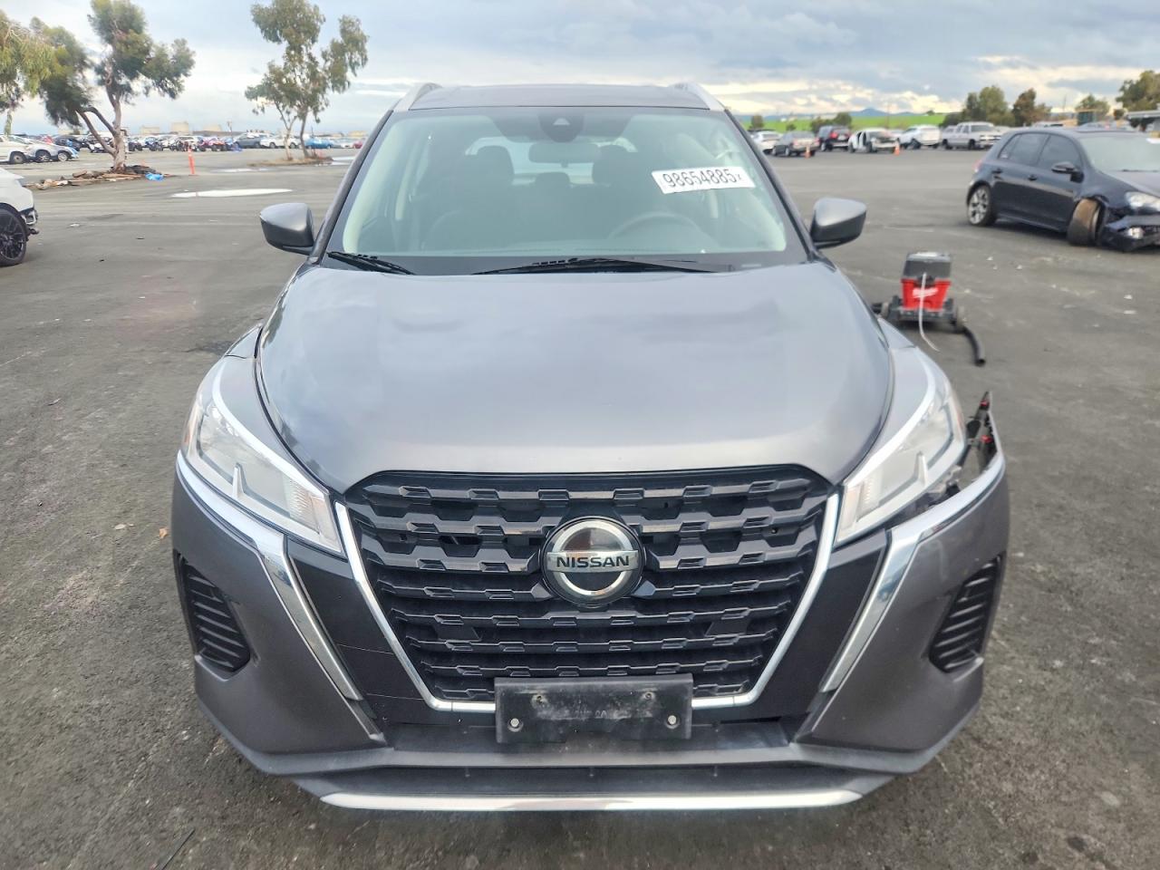 2021 NISSAN KICKS SV photo 5