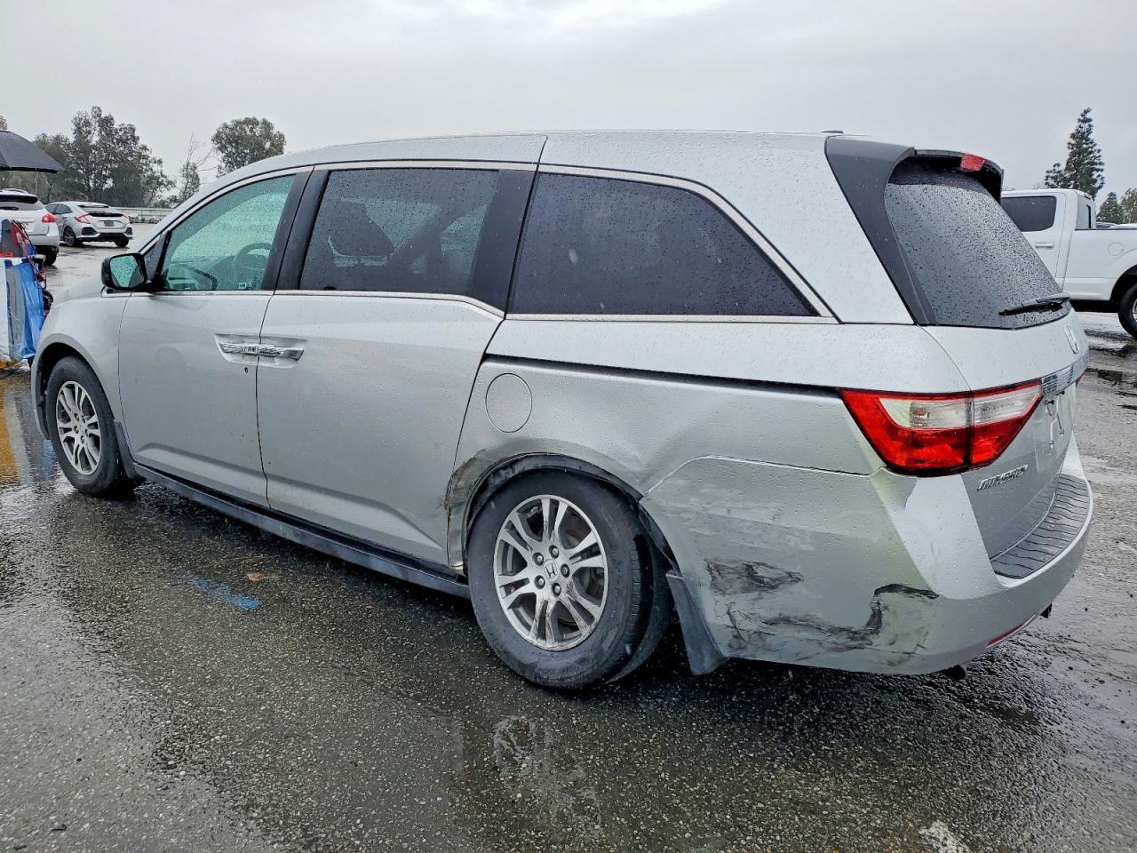2012 HONDA ODYSSEY EXL photo 2
