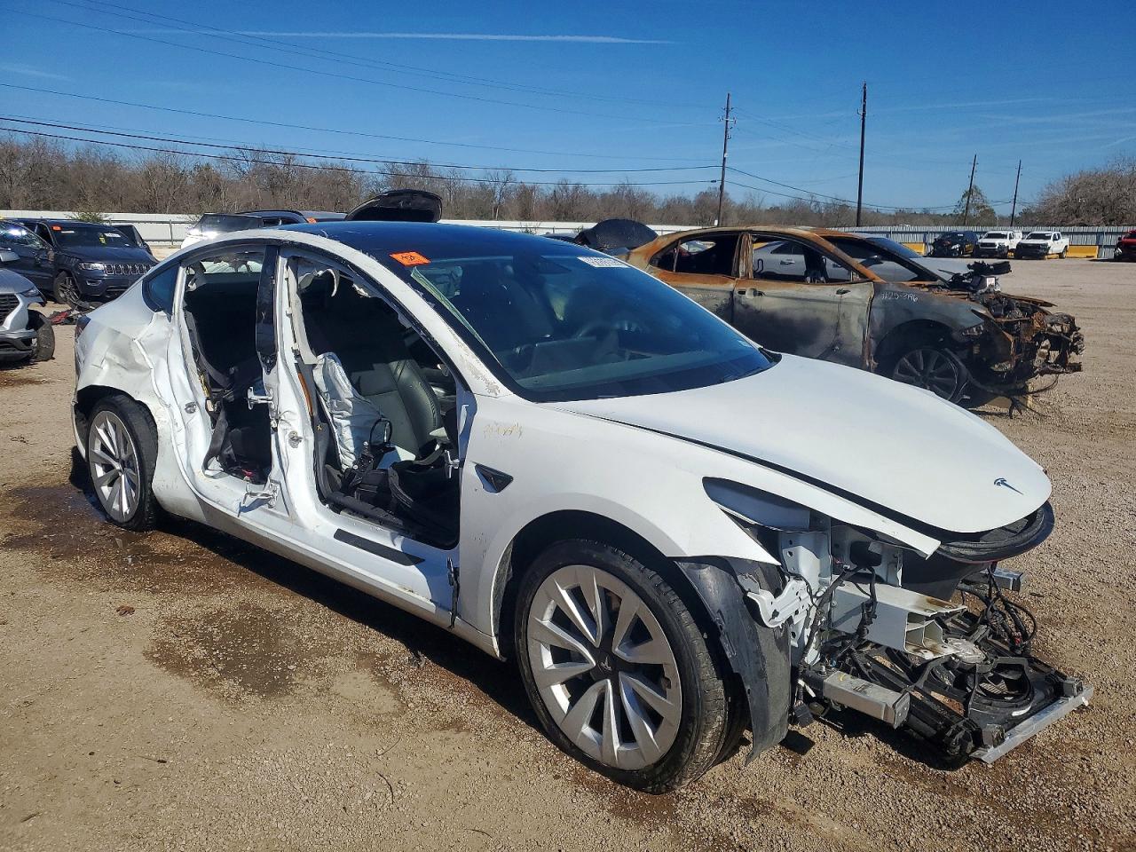 2021 TESLA MODEL 3 photo 4