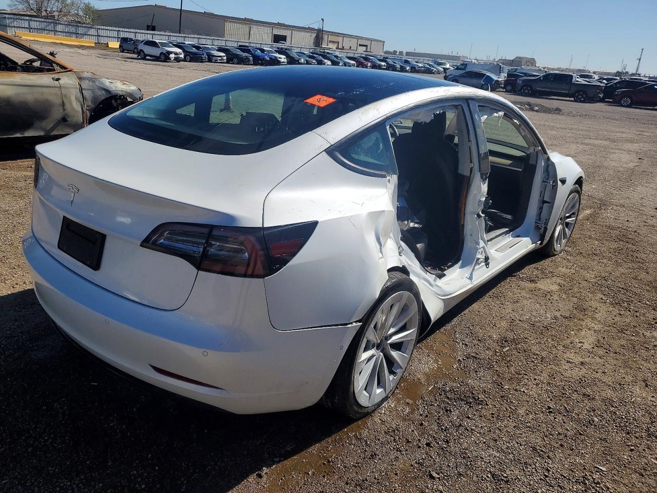 2021 TESLA MODEL 3 photo 3