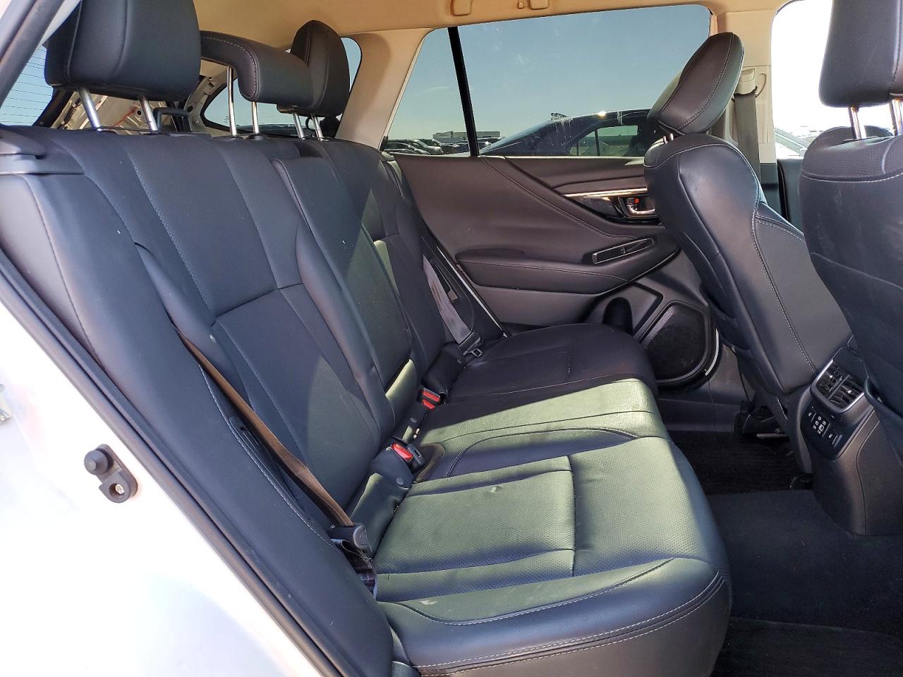 2023 SUBARU OUTBACK LIMITED photo 10