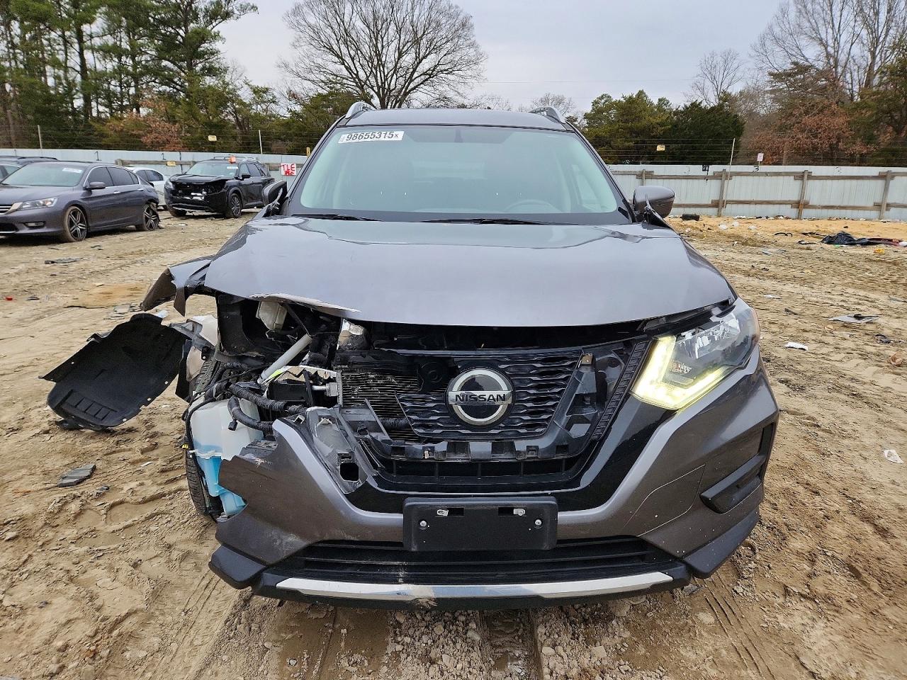 2018 NISSAN ROGUE S photo 5