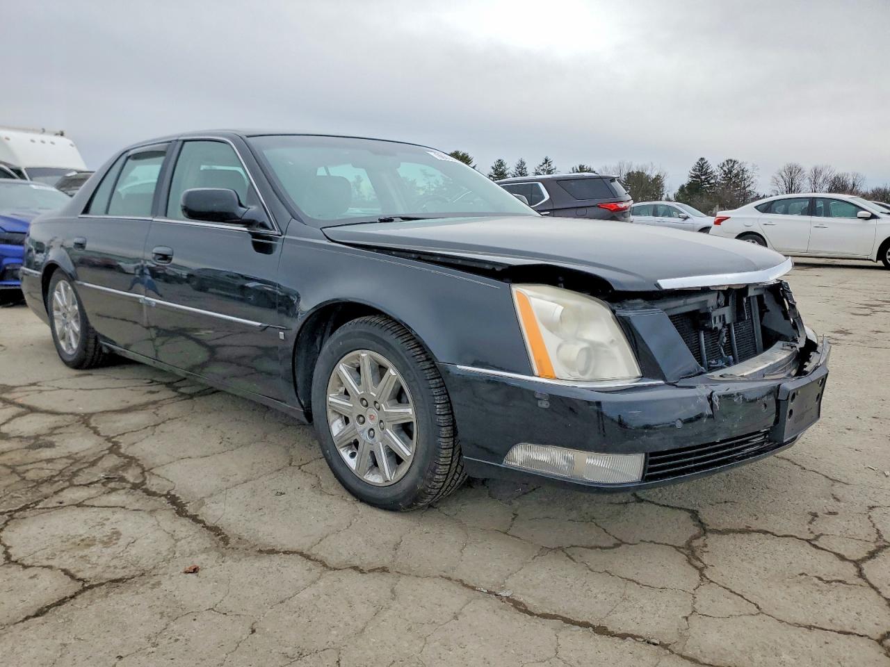 2009 CADILLAC DTS photo 4