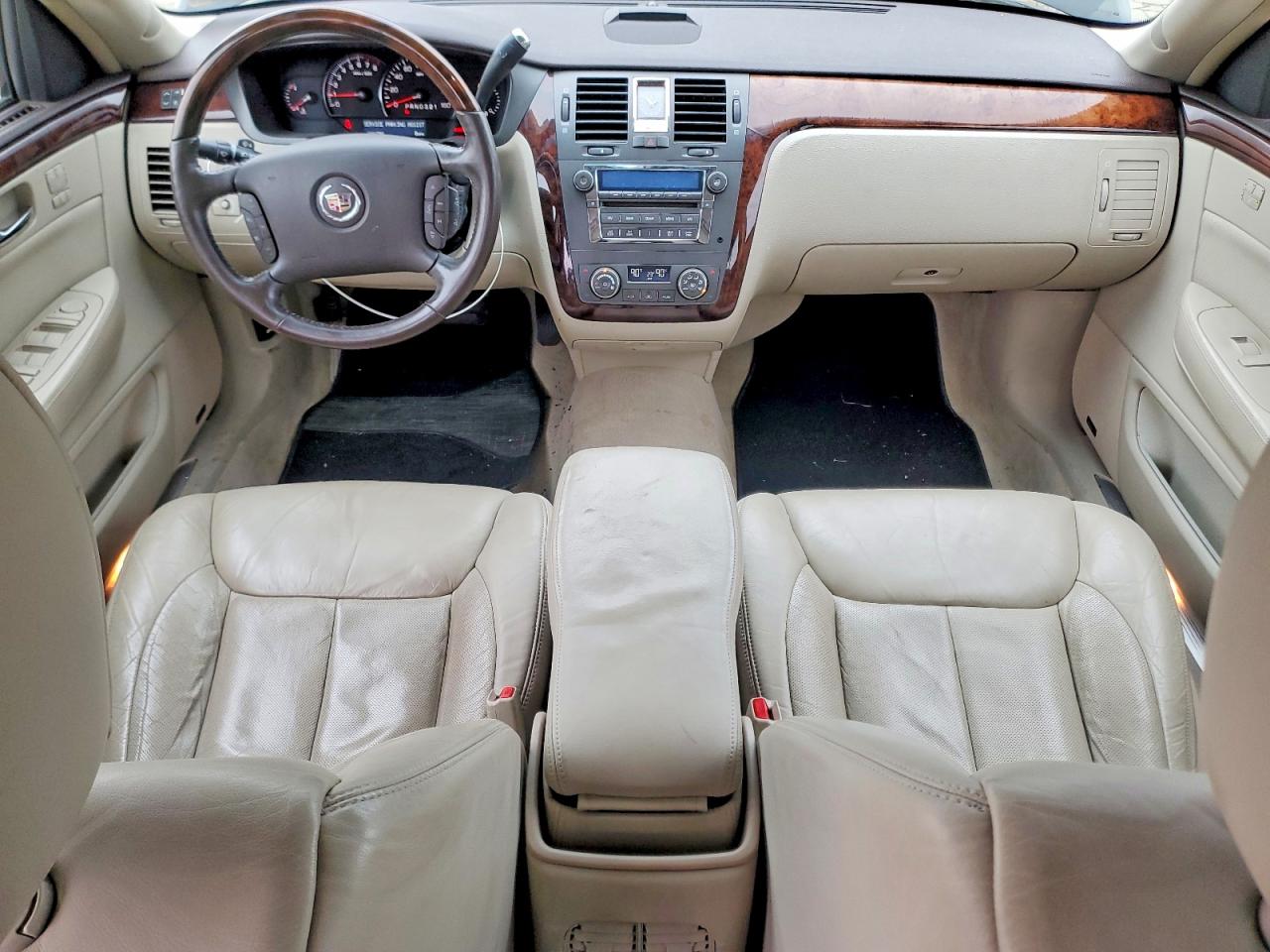 2009 CADILLAC DTS photo 8