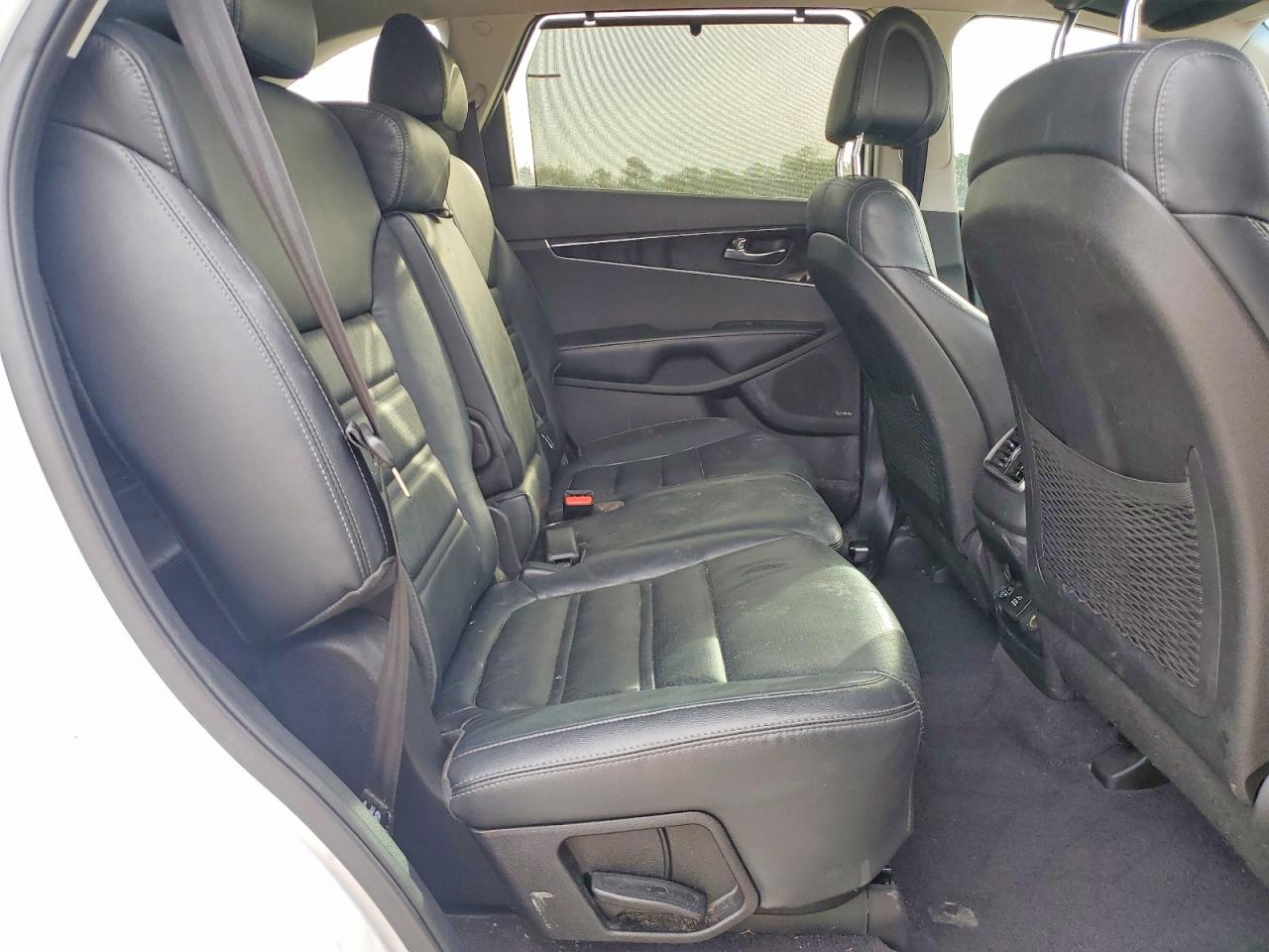 2016 KIA SORENTO EX photo 11