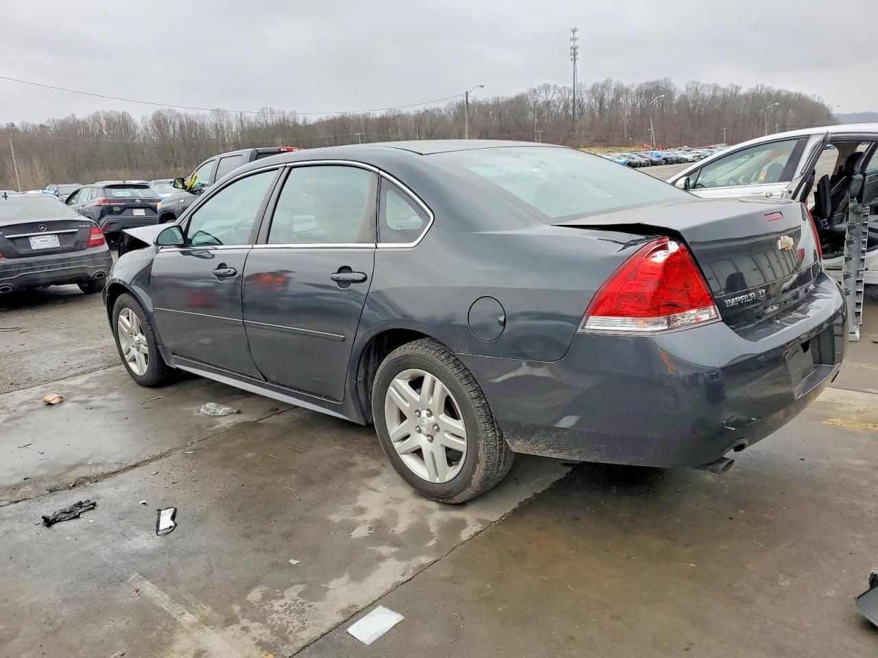 2013 CHEVROLET IMPALA LT photo 2