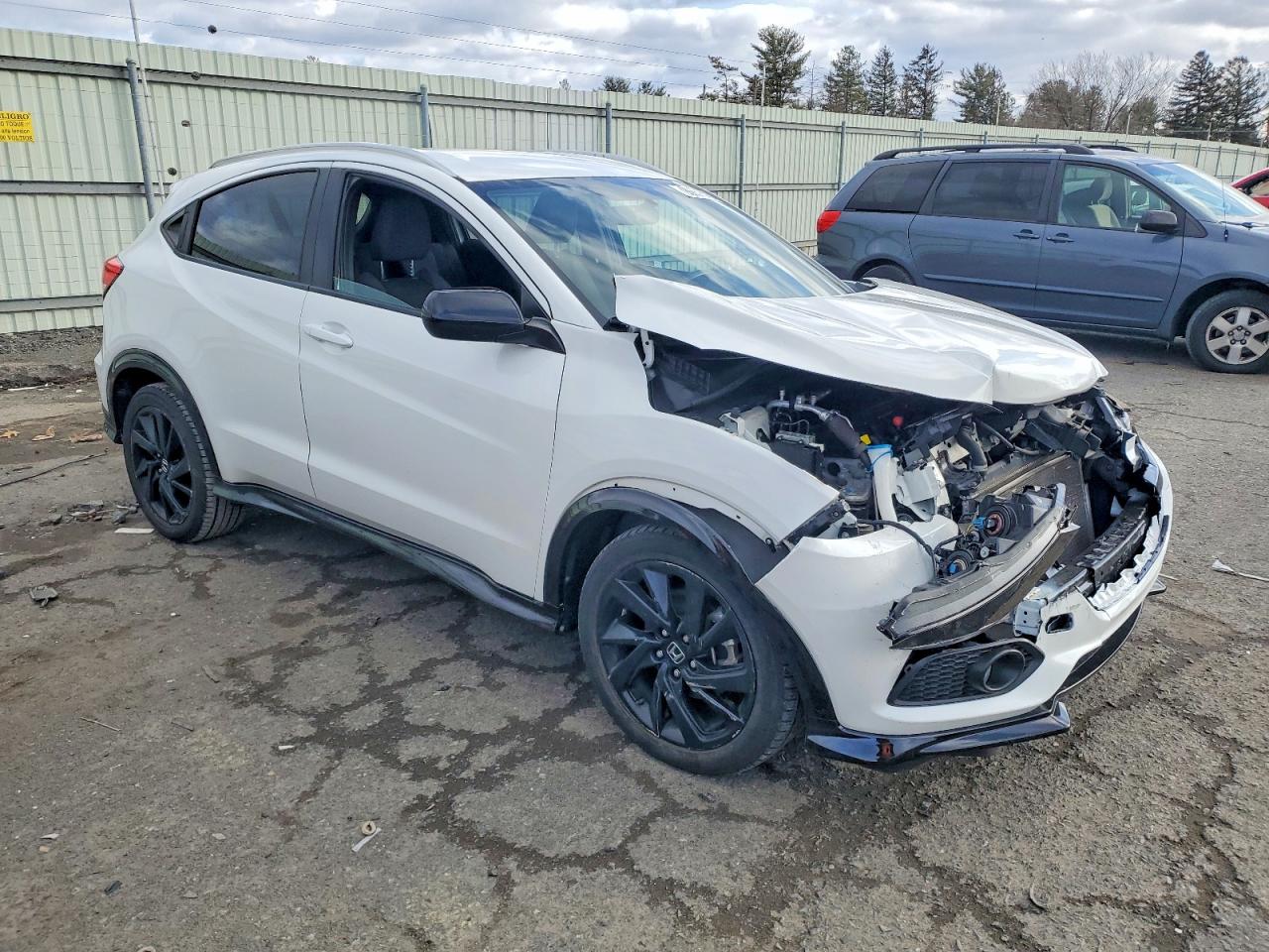 2021 HONDA HR-V SPORT photo 4