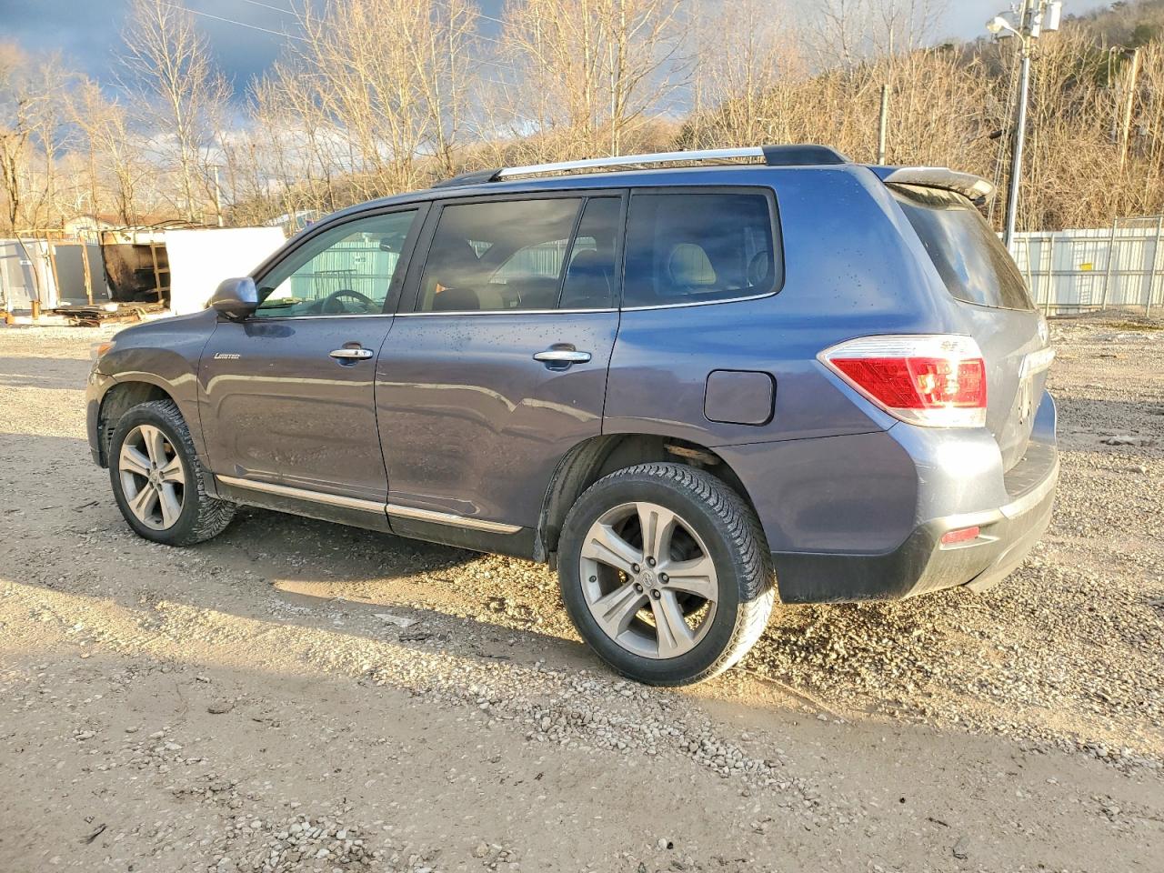 2013 TOYOTA HIGHLANDER LIMITED photo 2