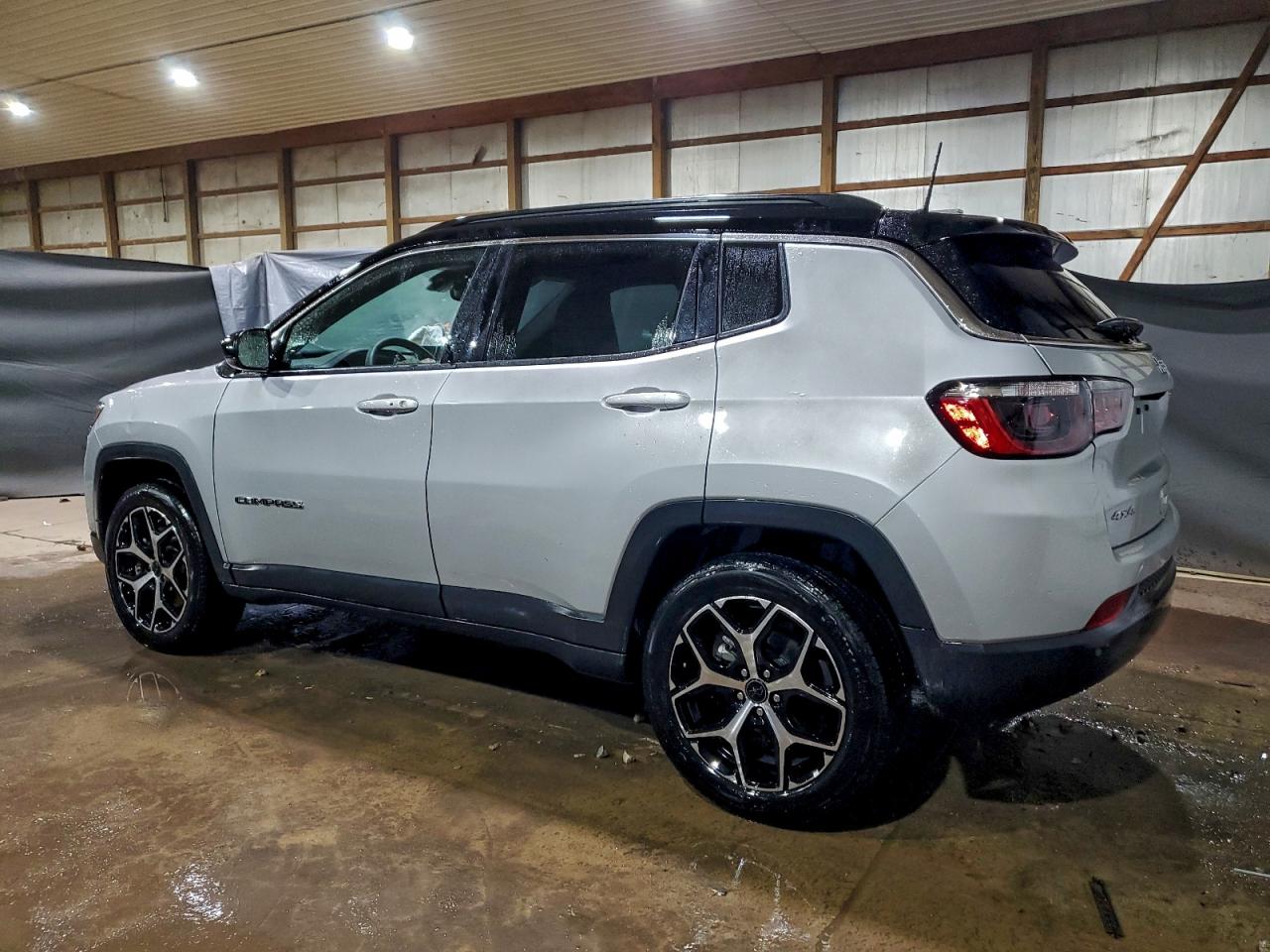 2025 JEEP COMPASS LIMITED photo 3