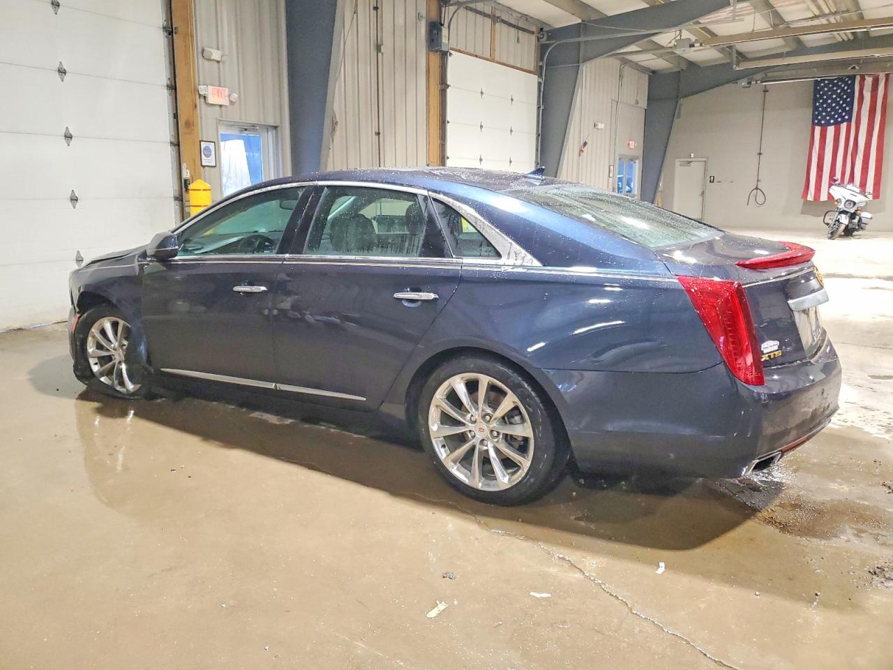 2013 CADILLAC XTS LUXURY COLLECTION photo 4