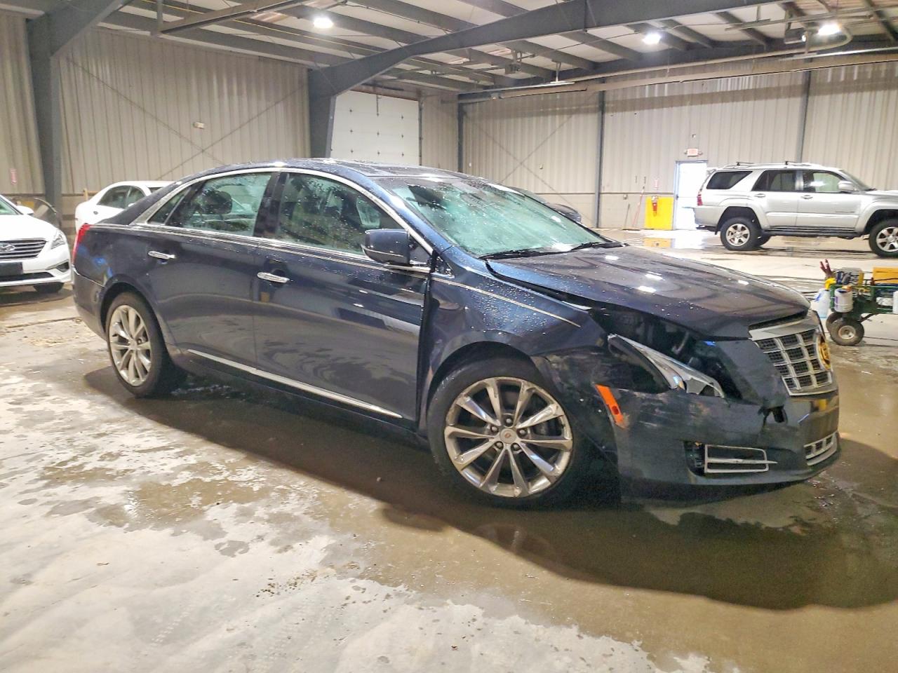 2013 CADILLAC XTS LUXURY COLLECTION photo 10