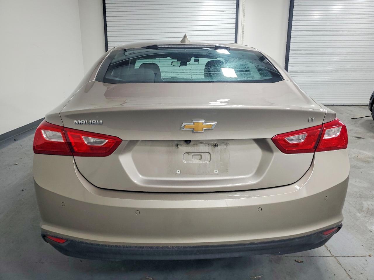 2024 CHEVROLET MALIBU LT photo 6