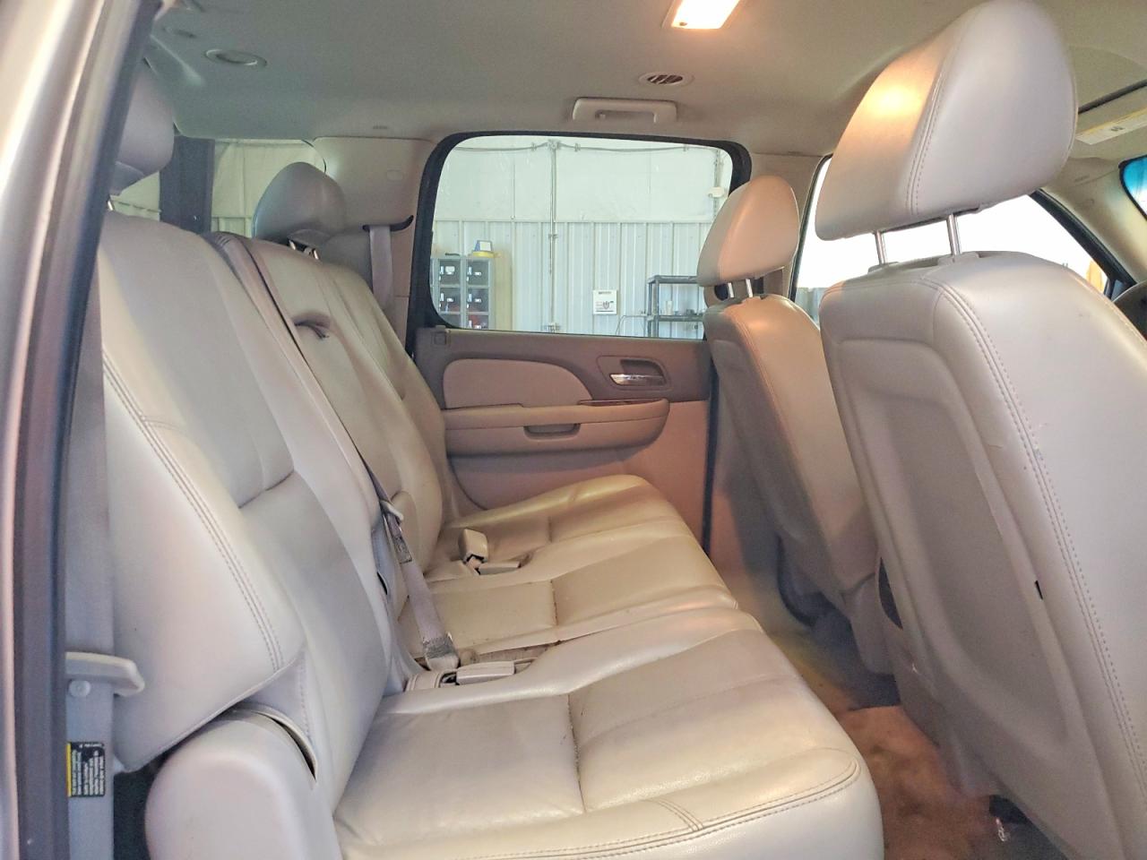 2007 CHEVROLET SUBURBAN C1500 photo 11