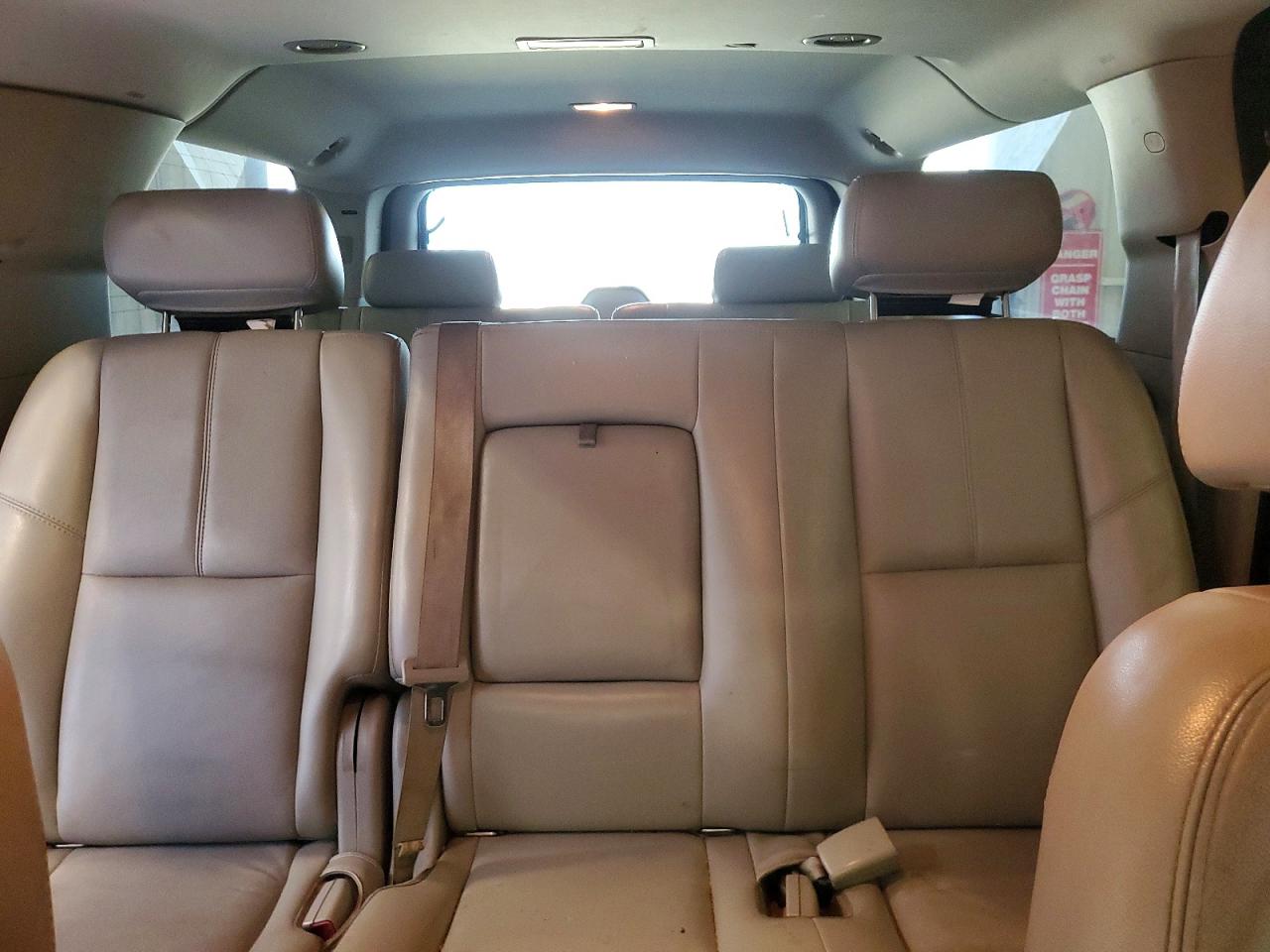 2007 CHEVROLET SUBURBAN C1500 photo 10