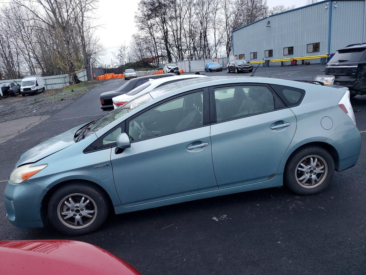 2015 TOYOTA PRIUS