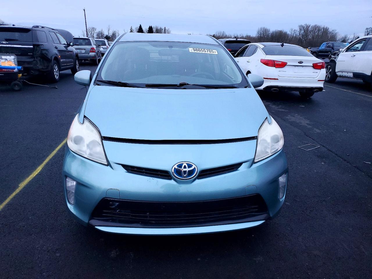 2015 TOYOTA PRIUS photo 5