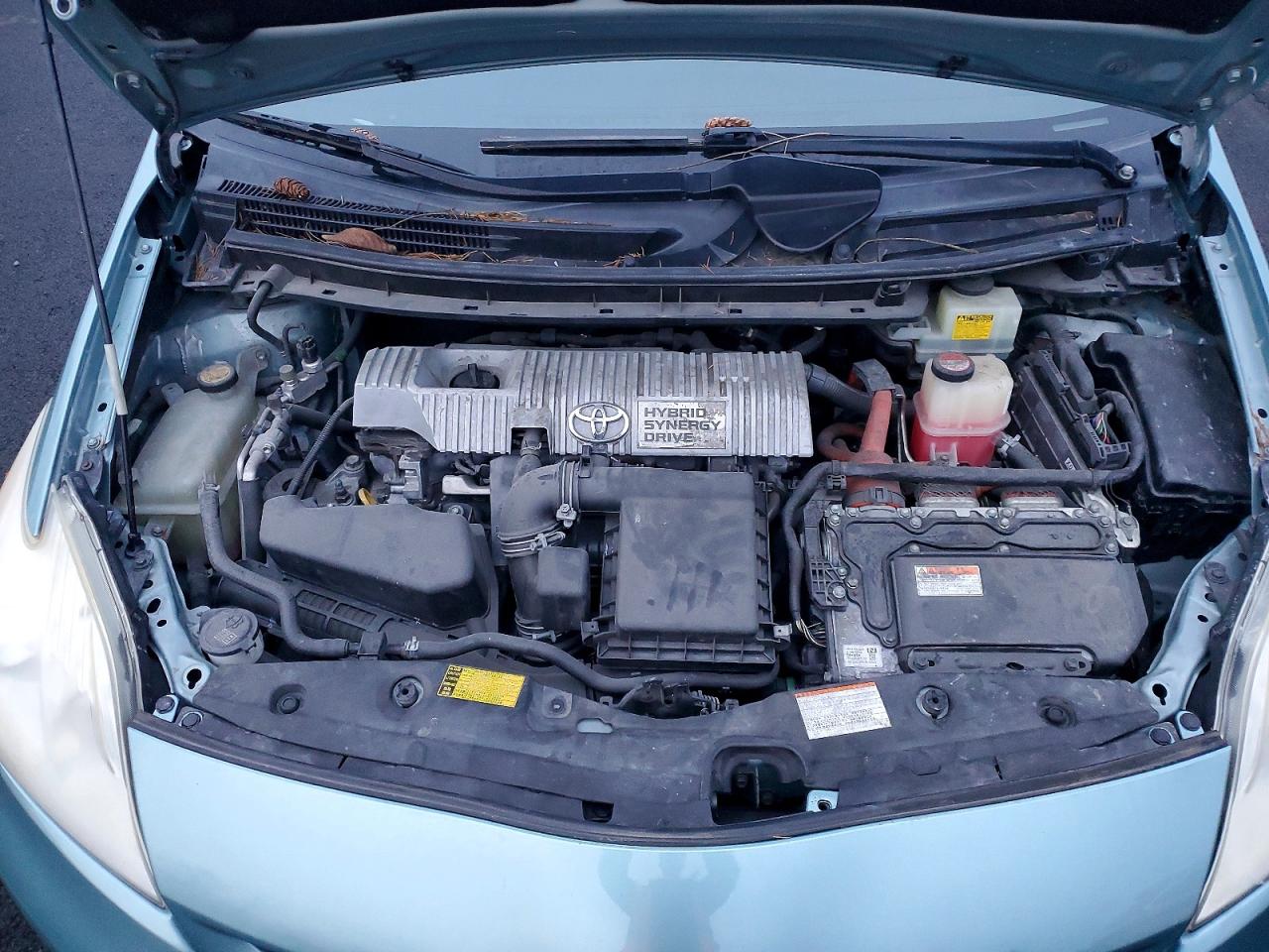 2015 TOYOTA PRIUS photo 11