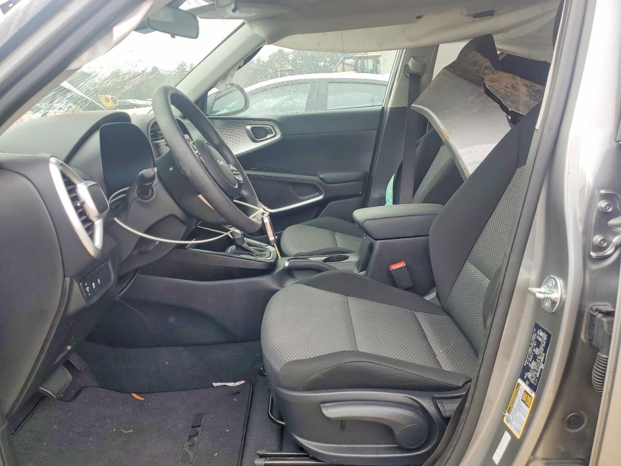 2025 KIA SOUL LX photo 7
