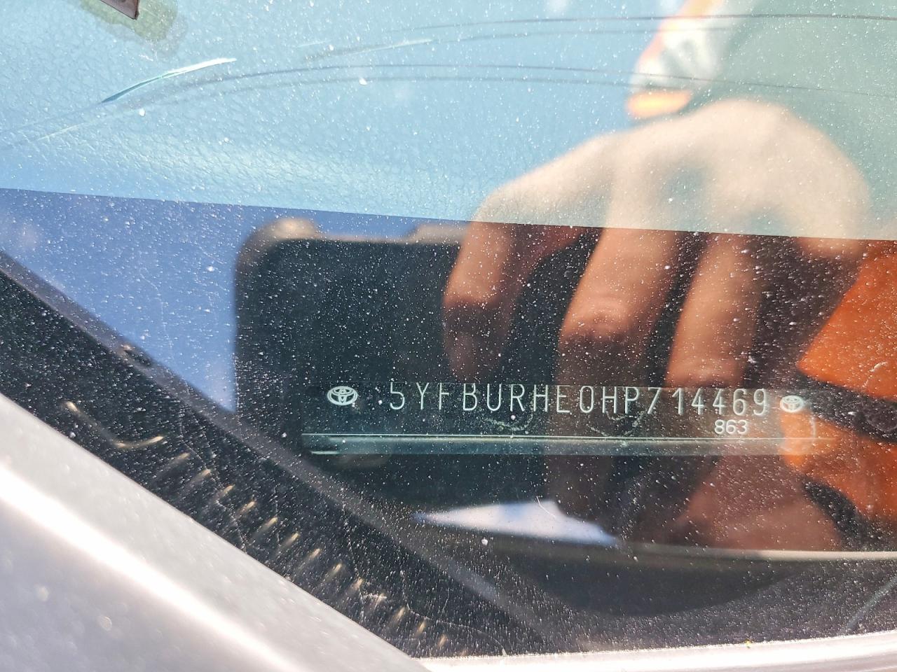 2017 TOYOTA COROLLA L photo 13