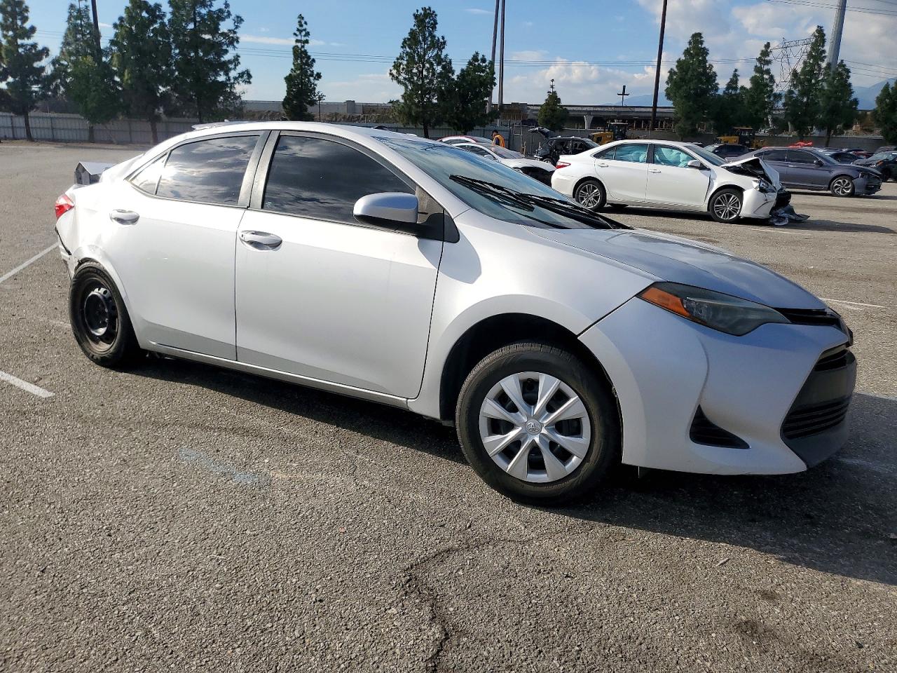 2017 TOYOTA COROLLA L photo 4