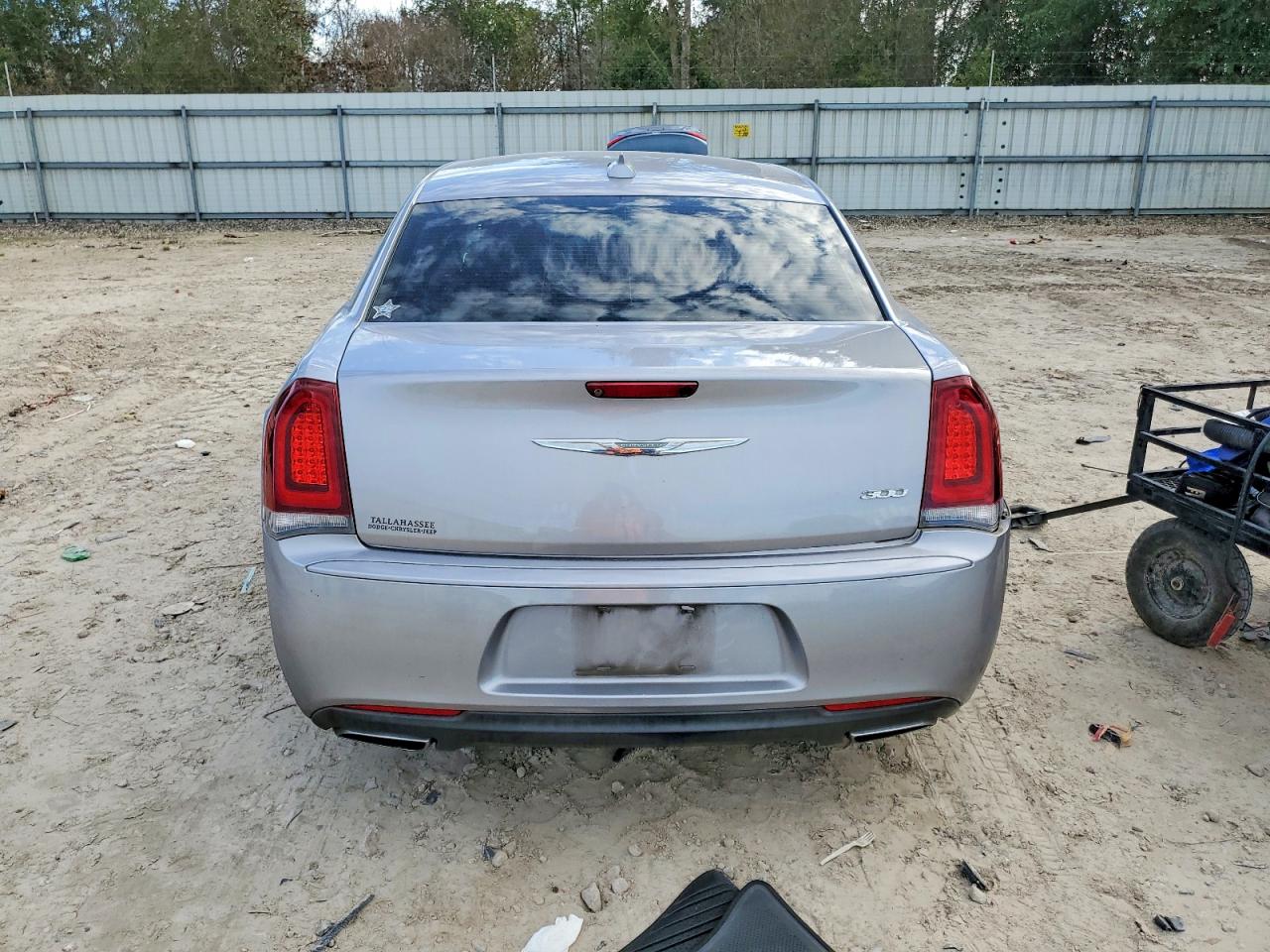 2018 CHRYSLER 300 TOURING photo 6