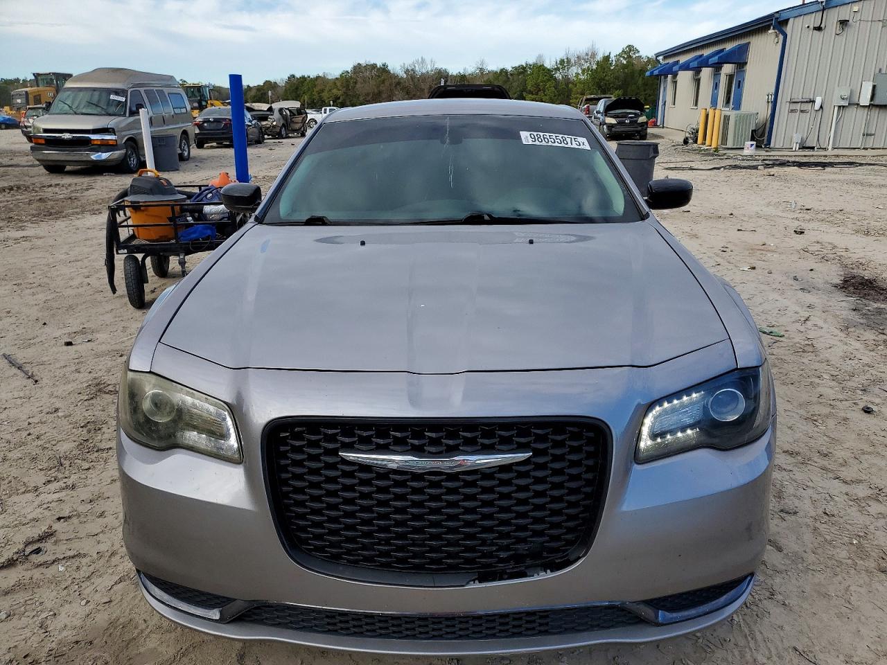 2018 CHRYSLER 300 TOURING photo 5