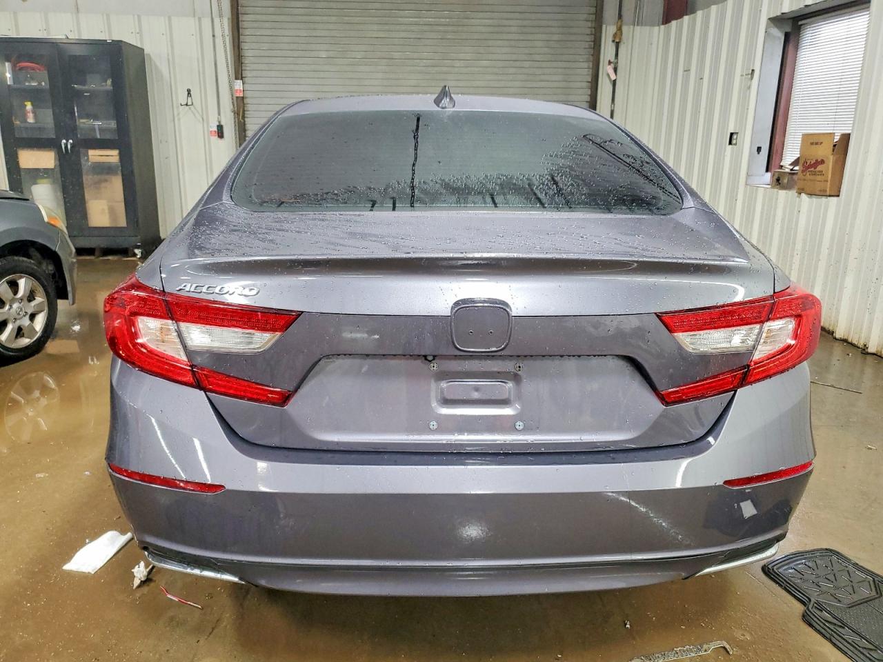 2018 HONDA ACCORD LX photo 6