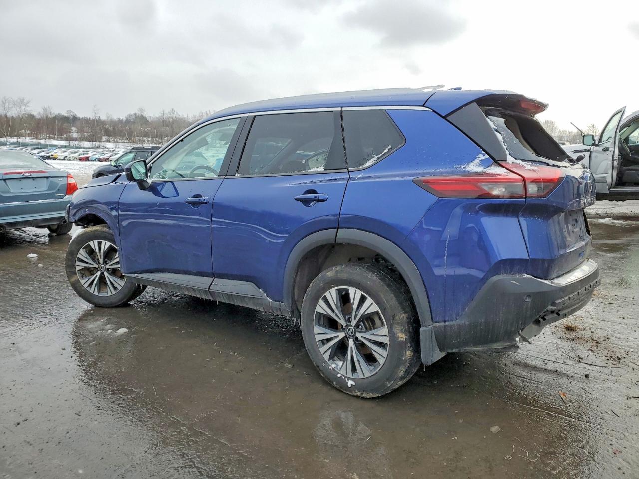 2021 NISSAN ROGUE SV photo 2