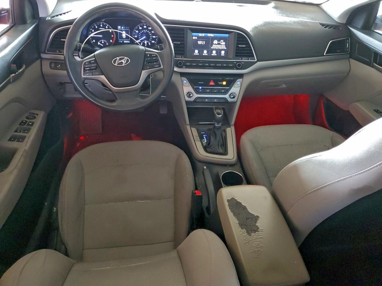 2018 HYUNDAI ELANTRA SEL photo 8