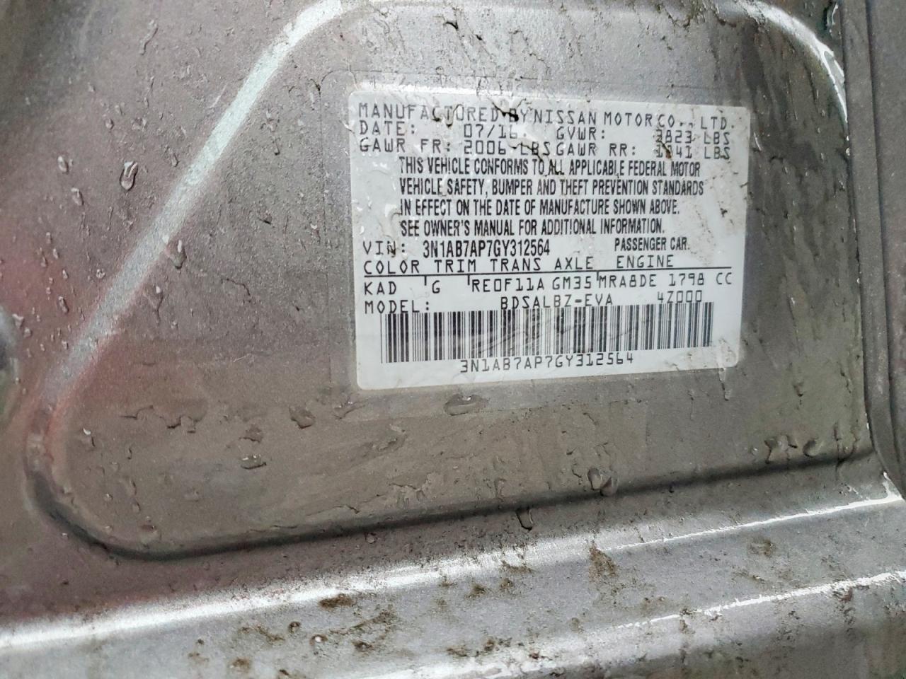 2016 NISSAN SENTRA S photo 13