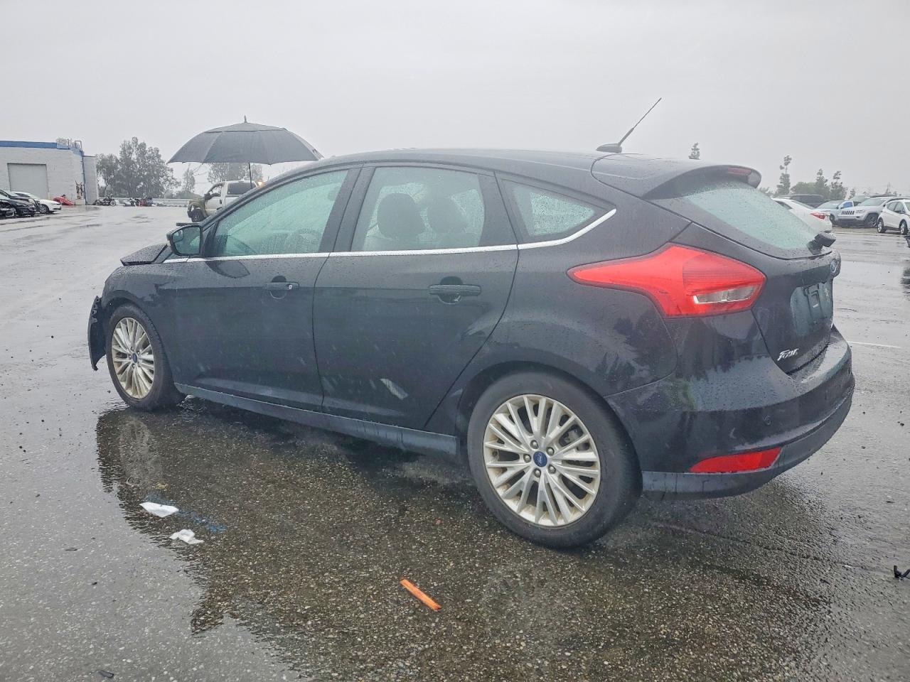 2018 FORD FOCUS TITANIUM photo 2