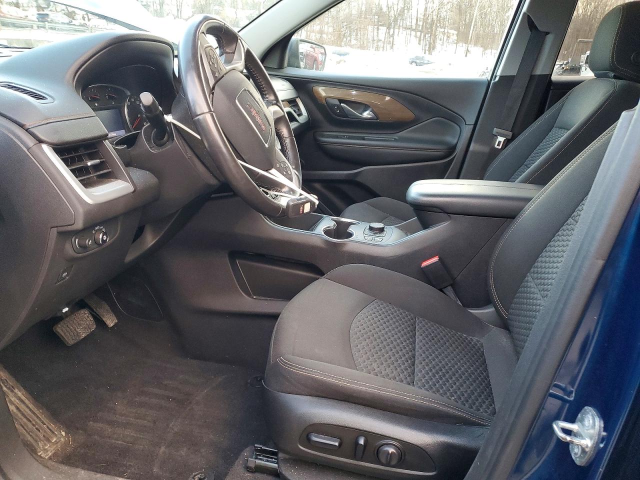 2020 GMC TERRAIN SLE photo 7