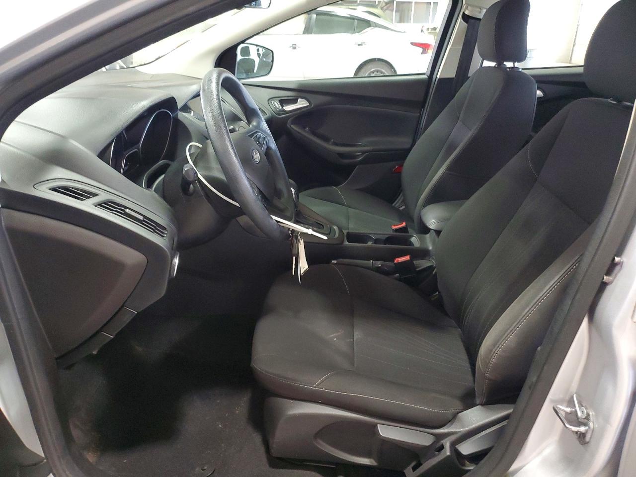 2017 FORD FOCUS SEL photo 7