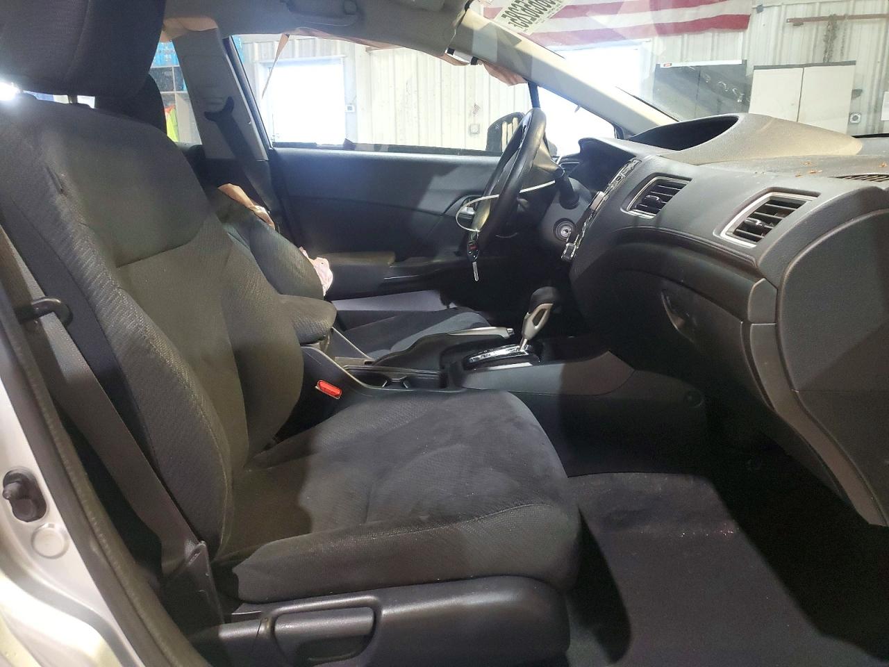 2013 HONDA CIVIC LX photo 7