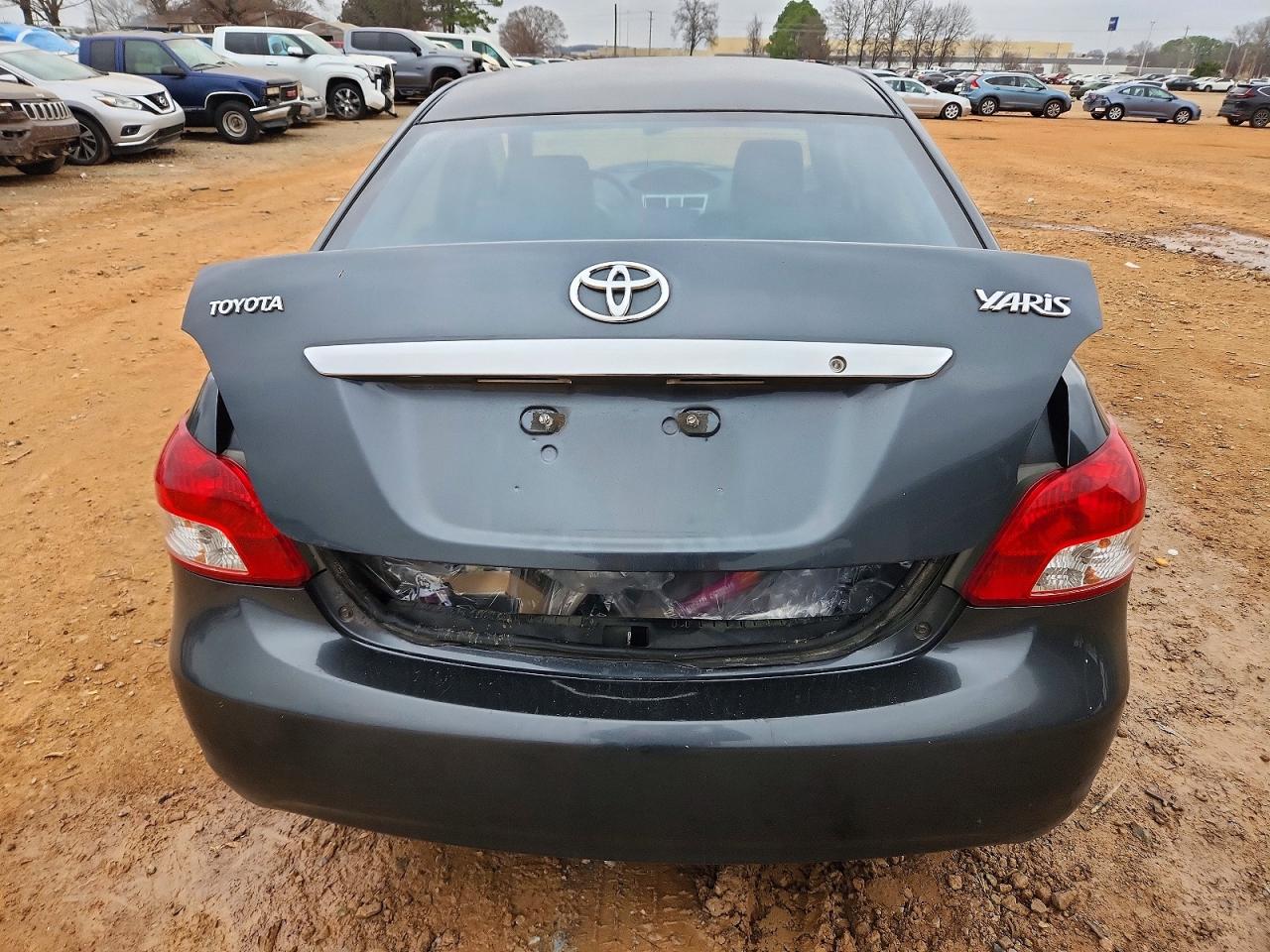 2008 TOYOTA YARIS photo 6