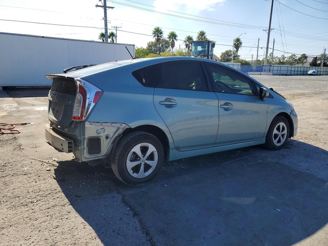 2015 TOYOTA PRIUS TWO photo 3