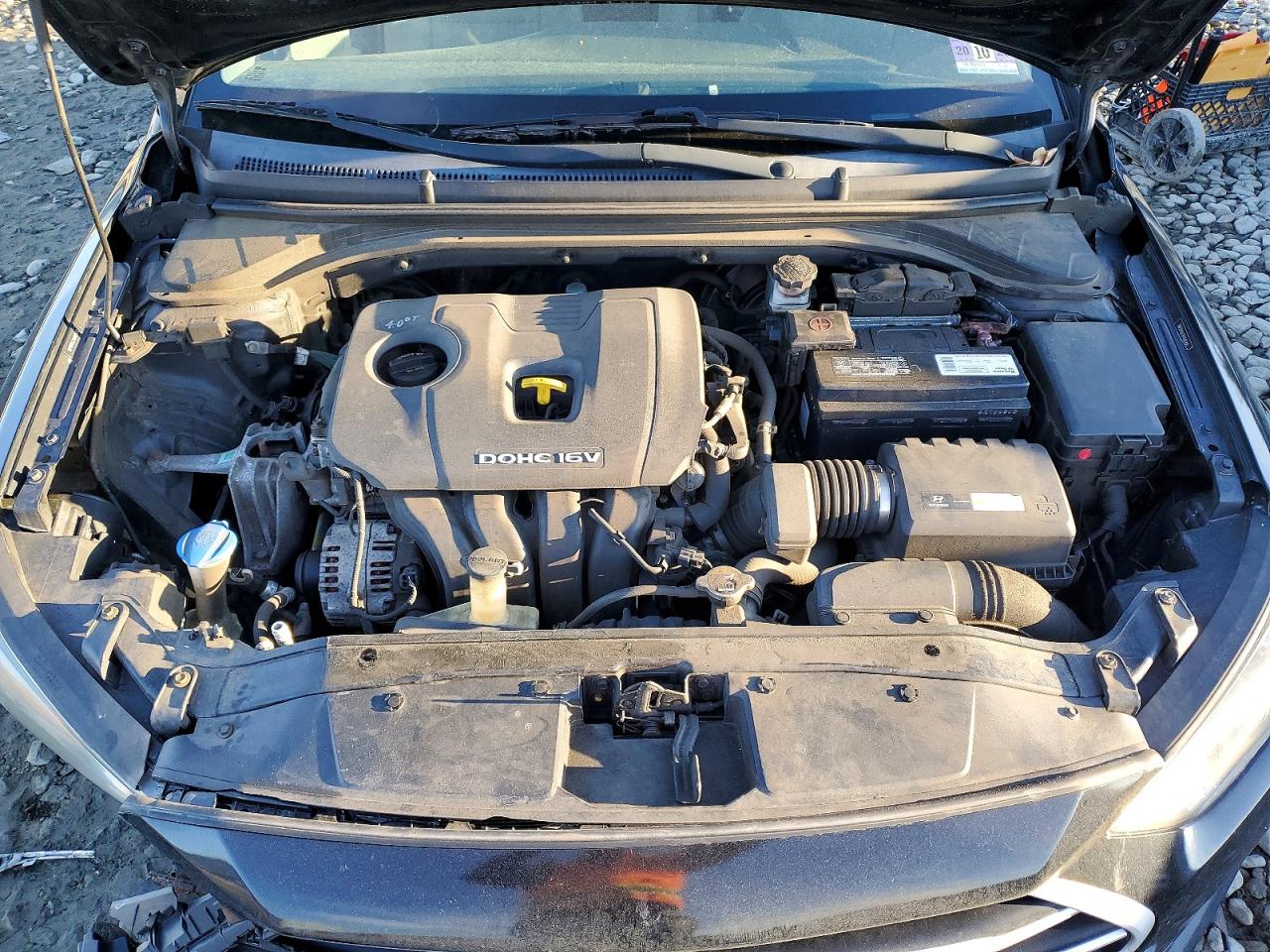 2017 HYUNDAI ELANTRA SE photo 11