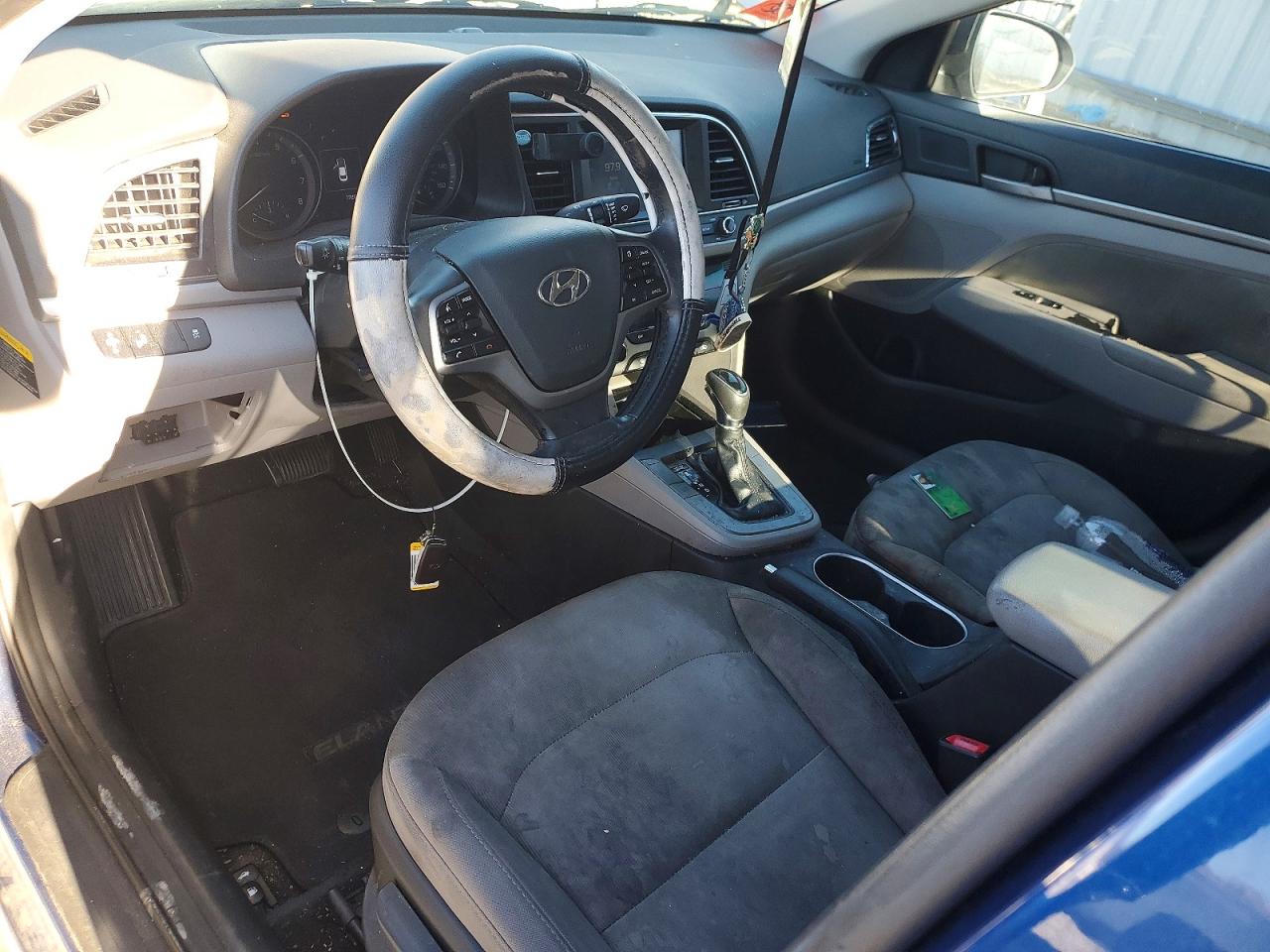2018 HYUNDAI ELANTRA SEL photo 8