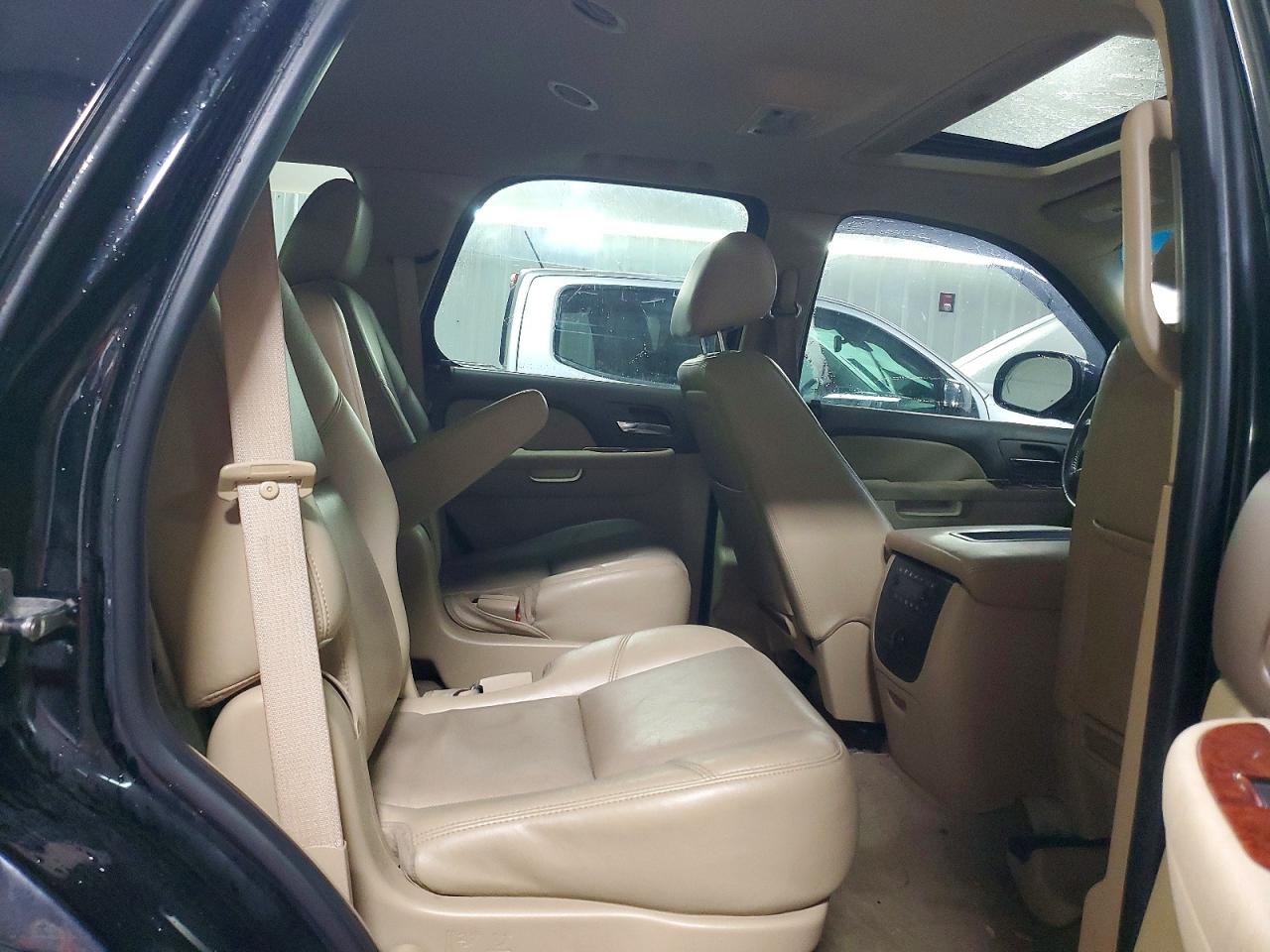 2011 CHEVROLET TAHOE K1500 LTZ photo 10
