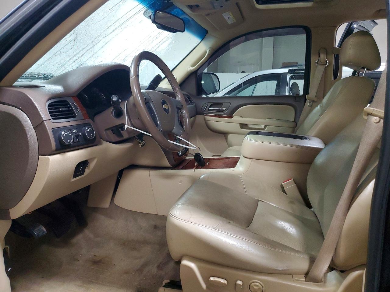 2011 CHEVROLET TAHOE K1500 LTZ photo 7