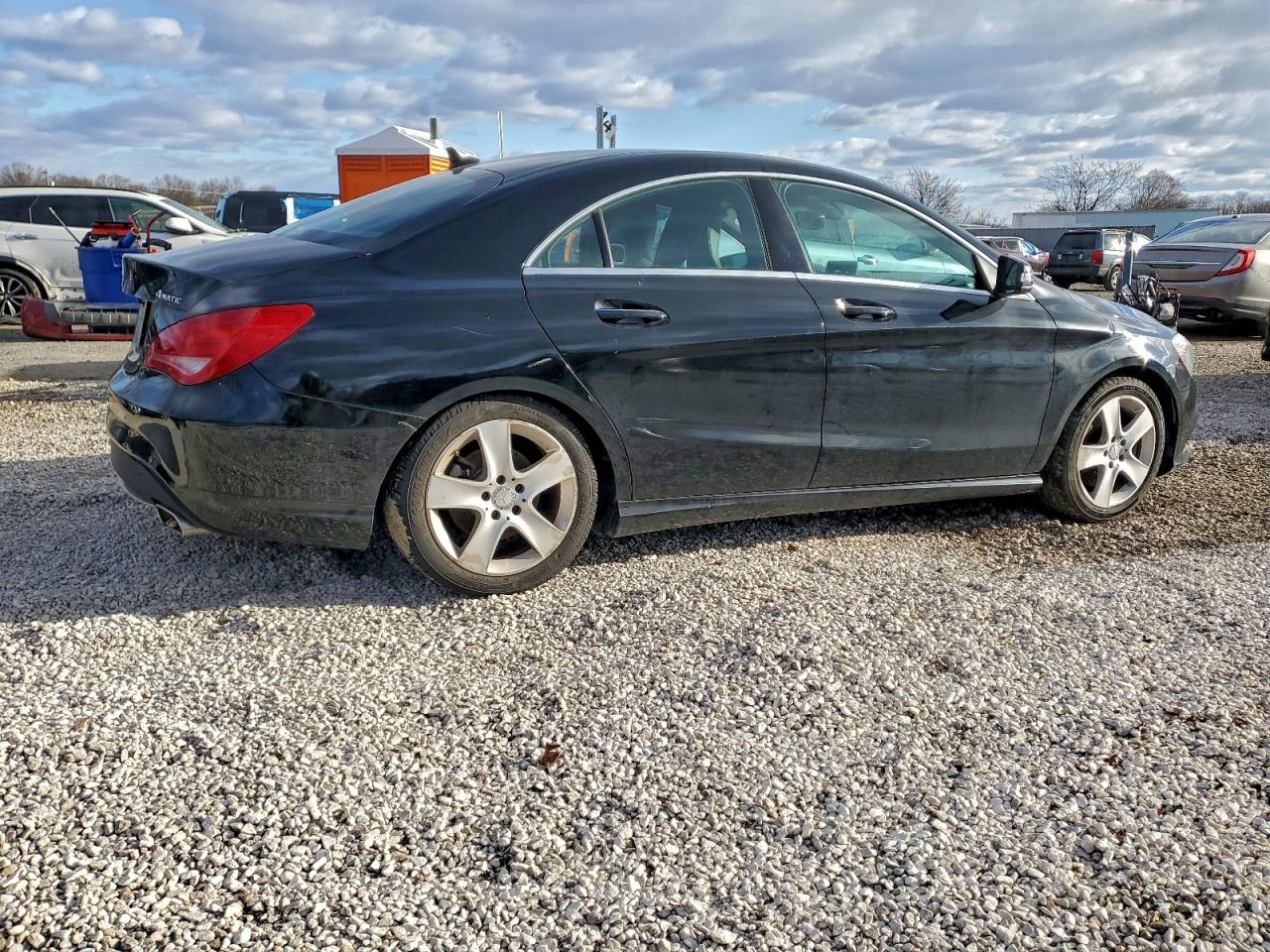 2016 MERCEDES-BENZ CLA 250 4MATIC photo 3