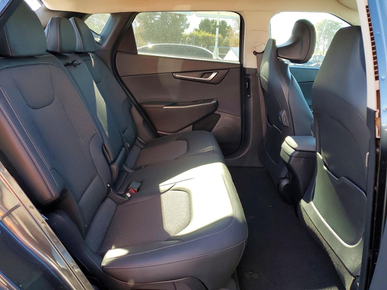2024 KIA EV6 LIGHT photo 11