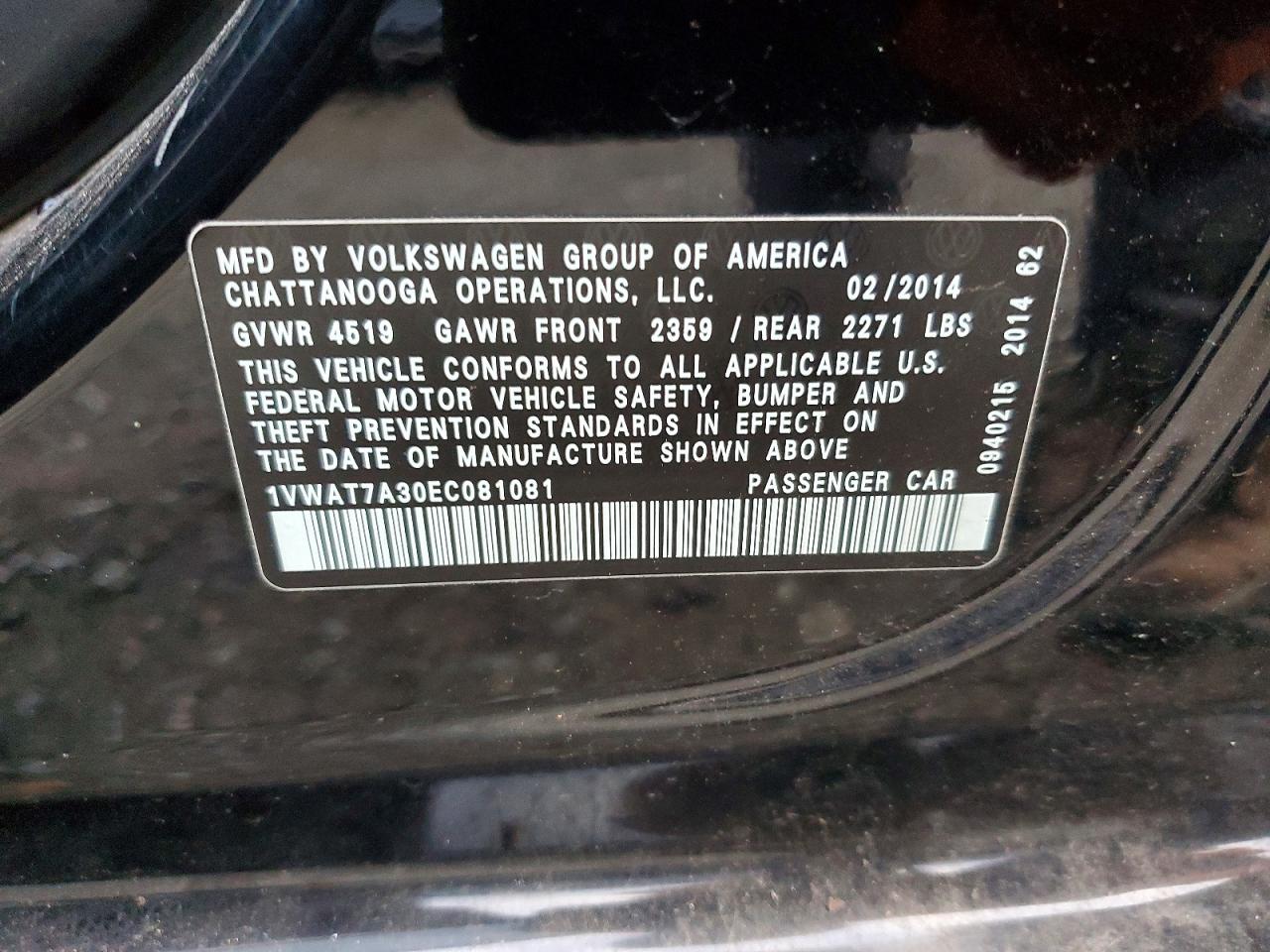2014 VOLKSWAGEN PASSAT S photo 12