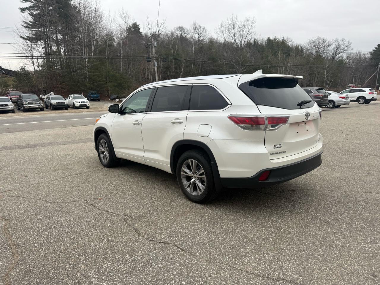 2014 TOYOTA HIGHLANDER XLE photo 3