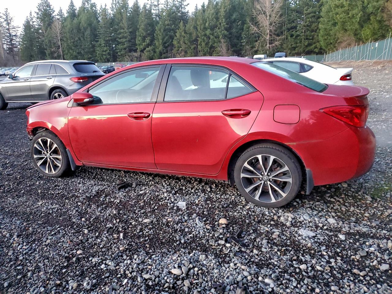 2017 TOYOTA COROLLA L photo 2