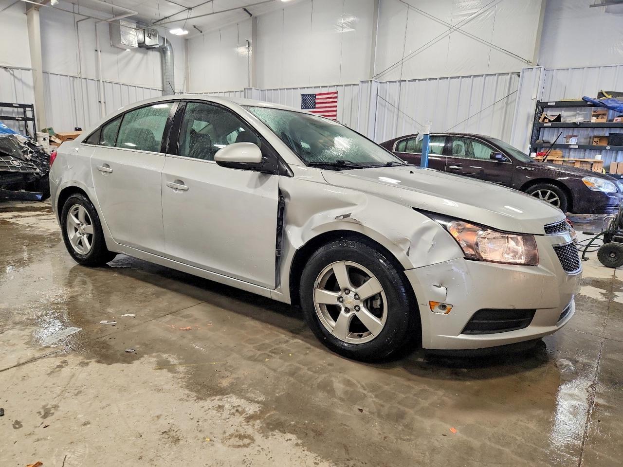 2014 CHEVROLET CRUZE LT photo 4