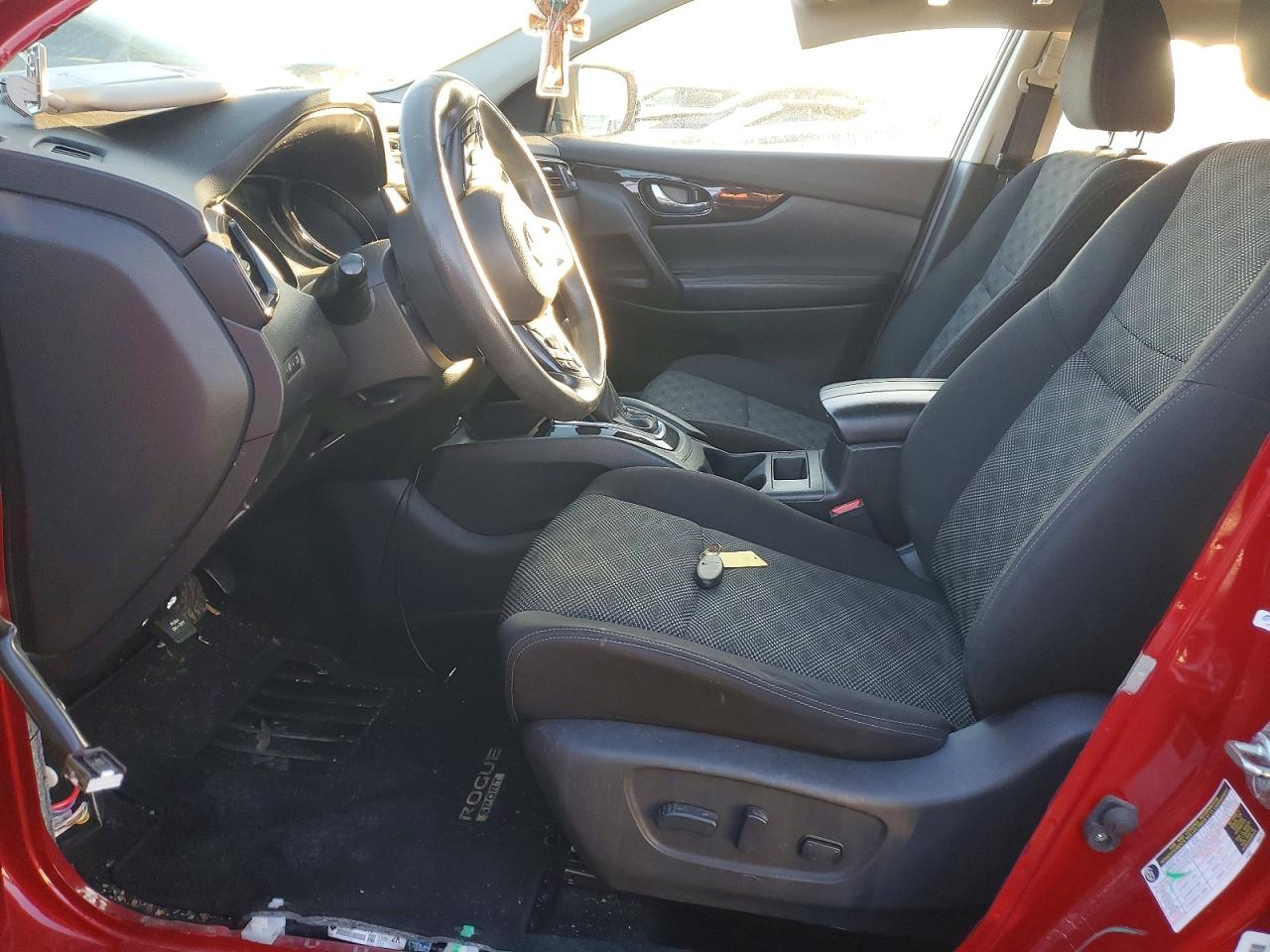 2018 NISSAN ROGUE SPORT S photo 7