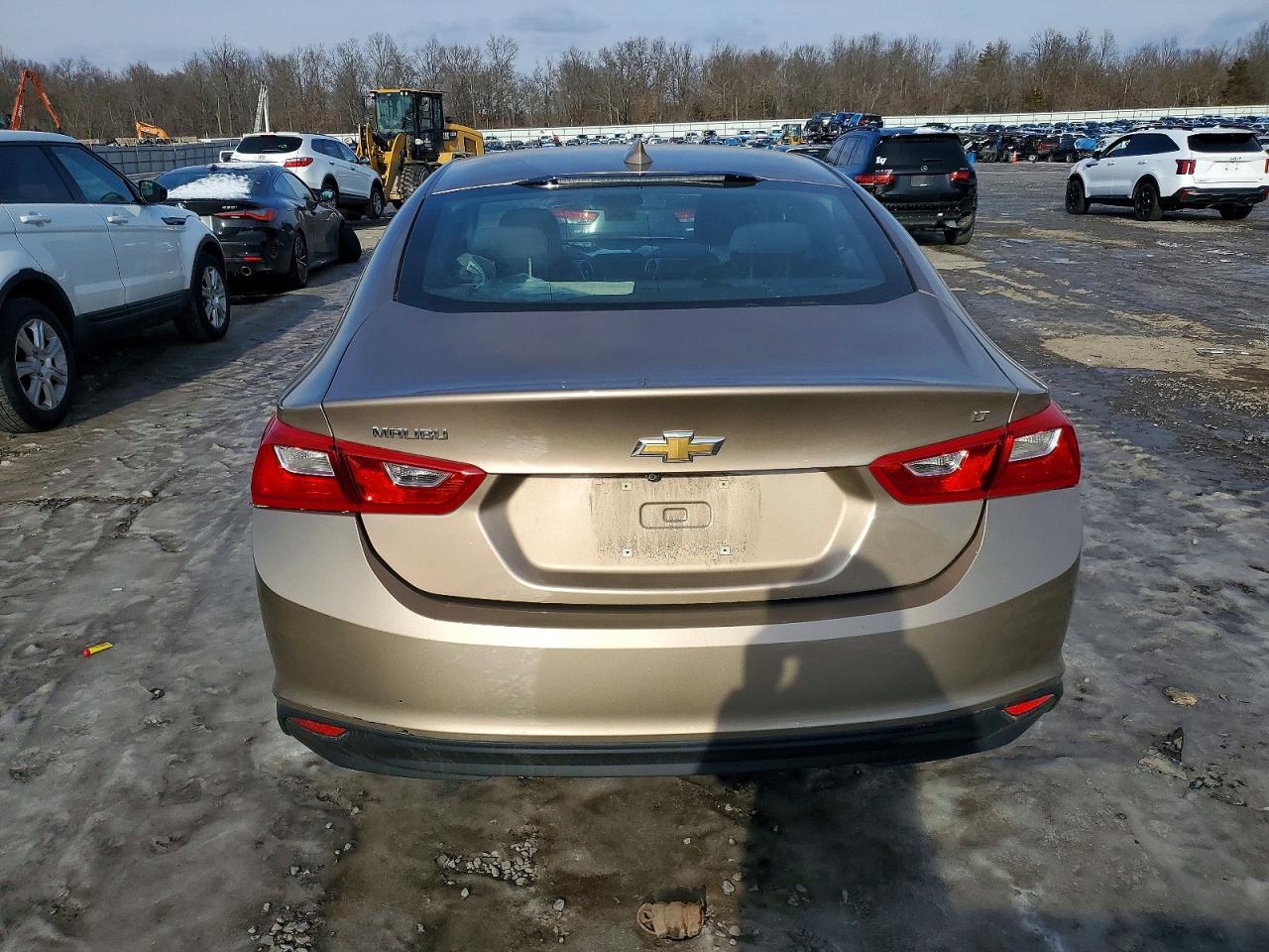 2018 CHEVROLET MALIBU LT photo 11