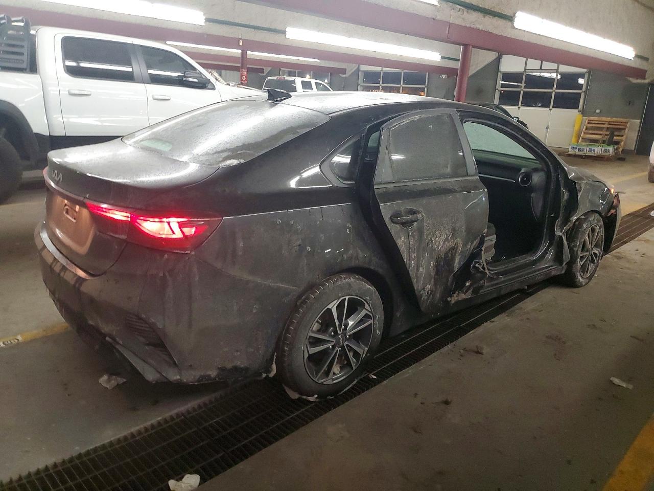 2024 KIA FORTE LX photo 5
