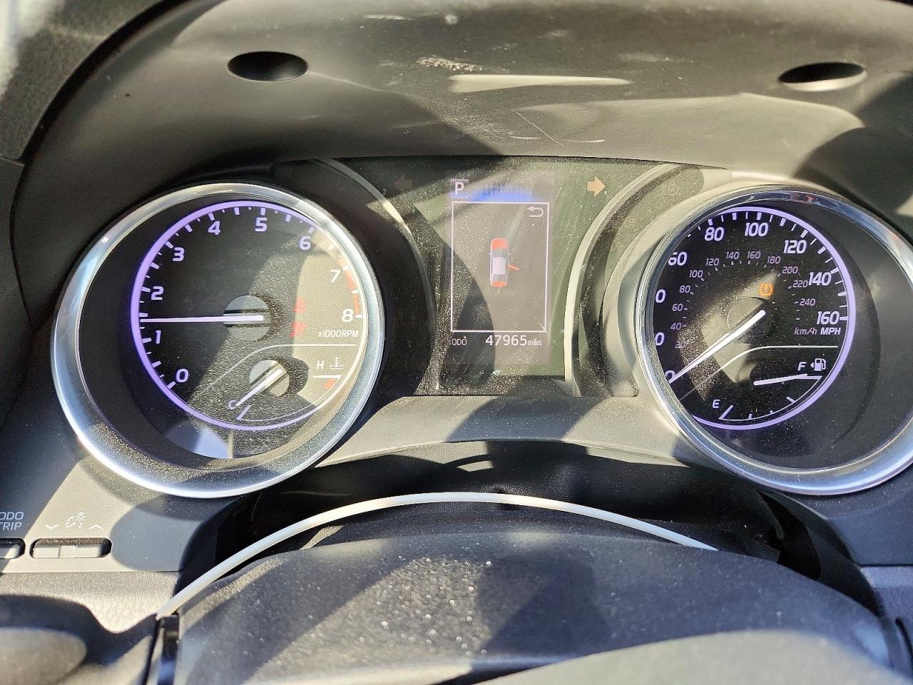2019 TOYOTA CAMRY L photo 9